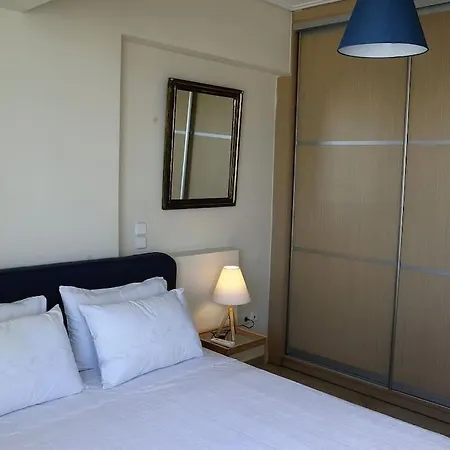 Fly Me To The Moon! Apartment